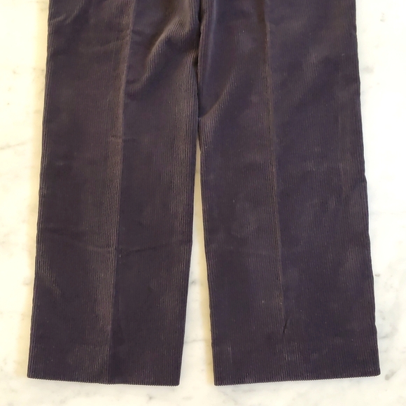 NWOT. Hunters Run High-Waisted Brown Corduroy Straight Leg Pant with 3 pockets. - Picture 6 of 6